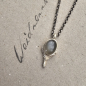 Preview: Hirschkopf-Anhänger aus 925 Silber mit grauem indischem Mondstein an einer Kette