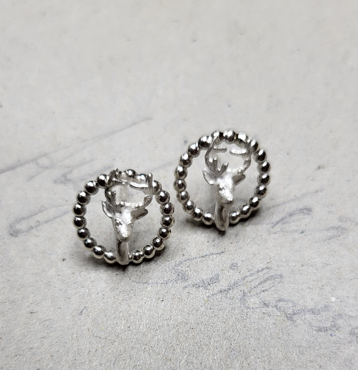 Hirschohrstecker Detailaufnahme
