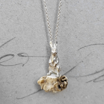 Ankerkette mit Reehrose und Hase