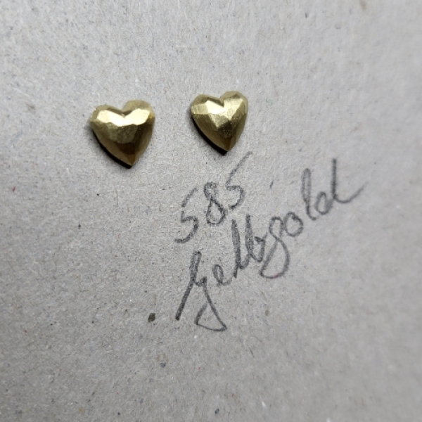 Ohrstecker Herzchen Gelbgold