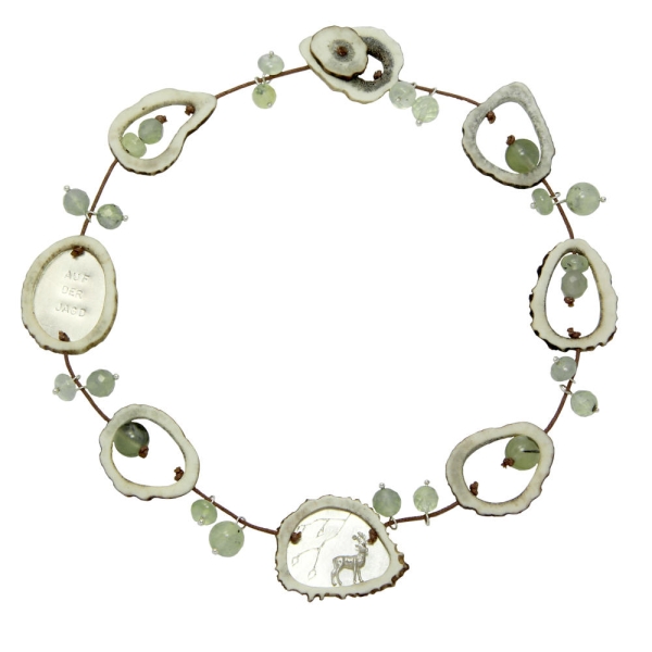 Collier Rehhornscheiben mit Phrenit